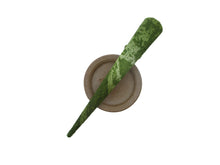 Load image into Gallery viewer, Green 130mm 5 1/8 inch Long Kimono Clip, Minimalist Metal Alligator Clip