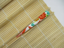 Load image into Gallery viewer, Japanese Kimono Silk Fabric Beak Clip, Orange Floral