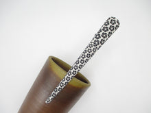 Load image into Gallery viewer, 5 1/8 inch Long Kimono Slide Beak Clip 130mm Ship from USA Vintage Silk