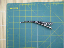 Load image into Gallery viewer, Black Kiribame Long Kimono Hair Clip, Alligator Metal Clip, Ship from USA