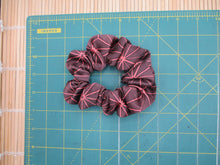 Load image into Gallery viewer, Asanoha Silk Vintage Japanese Fabric Scrunchies, Brown Kimono