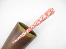 Load image into Gallery viewer, Pink Shibori Kimono Flower Hair Clip Ship from USA 130mm