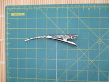 Load image into Gallery viewer, Gray Red Flower Minimalist Kimono Clip, 130mm 5 1/8 inch