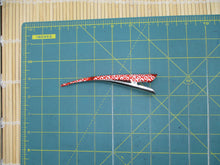 Load image into Gallery viewer, 130mm 5/18 inch Kimono Alligator Hair Clip, Long Beak Clip, Red Shibori