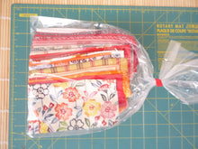 Load image into Gallery viewer, Red Silk Japanese fabric Set