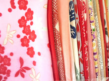 Load image into Gallery viewer, Red Silk Japanese fabric Set