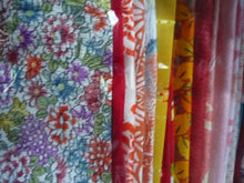 Load image into Gallery viewer, Red Silk Japanese fabric Set