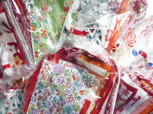 Load image into Gallery viewer, Red Silk Japanese fabric Set