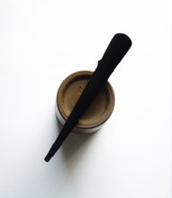 Load image into Gallery viewer, Solid Minimalist Simple Black Kimono Fabric Metal Long Hair Clip