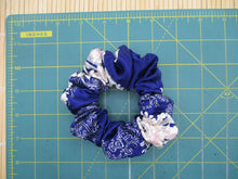 Load image into Gallery viewer, Purple Pink Kimono Scrunchy, Japanese Vintage Fabric Hair Tie

