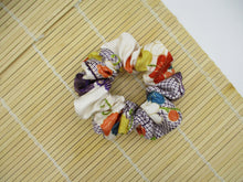Load image into Gallery viewer, Vintage Silk Kimono Scrunchies, Japanese Hair Tie Colorful Floral
