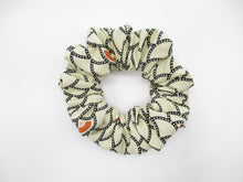 Load image into Gallery viewer, Simple Japanese Vintage Silk Kimono Scrunchies Black and White with Accents
