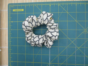 Simple Japanese Vintage Silk Kimono Scrunchies Black and White with Accents