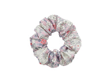 Load image into Gallery viewer, Light Purple Silk Kimono Simple Scrunchies, Upcycle Handmade
