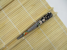 Load image into Gallery viewer, Elegant Recycled Vintage Kimono Fabric Covered 130mm Clip
