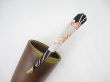 Load image into Gallery viewer, Japanese Silk Fabric Hair Claw, Kimono Clip
