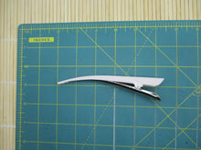 Load image into Gallery viewer, Sakura Pink Recycled Silk Kimono Alligator Long Clip 5 1/8 inches, 130mm
