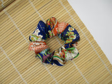 Load image into Gallery viewer, Vintage Silk Kimono Fabric Scrunchies, Japanese Hair Tie Statement
