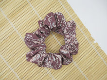 Load image into Gallery viewer, Wabi Sabi Light Purple Silk Kimono Scrunchies, Vintage Japanese Fabric Hair Tie

