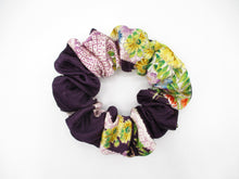 Load image into Gallery viewer, Vintage Silk Kimono Fabric Scrunchies, Japanese Hair Tie Statement
