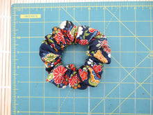 Load image into Gallery viewer, Vintage Silk Kimono Fabric Scrunchies, Japanese Hair Tie Statement
