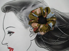 Load image into Gallery viewer, Beautiful Vintage Silk Kimono Scrunchies Brown Maple Momiji Ship from USA
