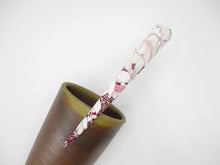 Load image into Gallery viewer, Purple Pink Statement Kimono Clip, Simple Long Alligator Metal Clip
