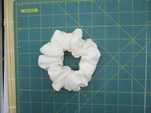 Cream White Soft Simple Silk Kimono Scrunchy, Vintage Fabric Scrunchie