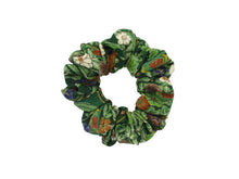 Load image into Gallery viewer, Japanese Fabric Kimono Hair Tie Silk Kimono Upcycled Chirimen Green
