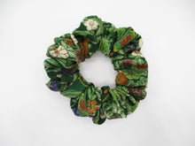 Load image into Gallery viewer, Japanese Fabric Kimono Hair Tie Silk Kimono Upcycled Chirimen Green
