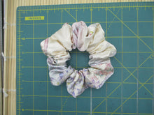 Load image into Gallery viewer, Floral Elegant Silk Kimono Scrunchies, Vintage Kimono Fabric Hair Tie
