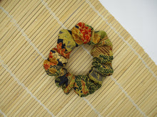 Load image into Gallery viewer, Simple Minimalist Silk Scrunchie Japanese Vintage Fabric Hair Tie
