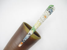 Load image into Gallery viewer, Floral Simple Minimalist Hair Kimono Clip Long 130mm
