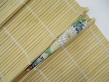 Load image into Gallery viewer, Floral Simple Minimalist Hair Kimono Clip Long 130mm
