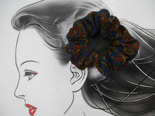 Load image into Gallery viewer, Japanese Fabric Kimono Hair Tie Silk Kimono Upcycled Floral
