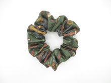 Load image into Gallery viewer, Silk Scrunchy, Simple Kimono Hair Tie Ship from USA Elegant Floral Gray

