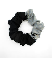 Load image into Gallery viewer, Simple Silk Kimono Scrunchy, Vintage Fabric Scrunchie Tomesode Black
