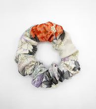 Load image into Gallery viewer, Floral Elegant Kimono Fabric Hair Tie, Vintage Fabric Scrunchies
