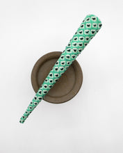 Load image into Gallery viewer, Unisex Long Alligator Clip, Uncycled Eco Friendly Gift Silk Kimono
