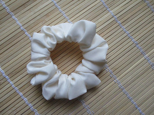 Ivory White Silk Kimono Scrunchie